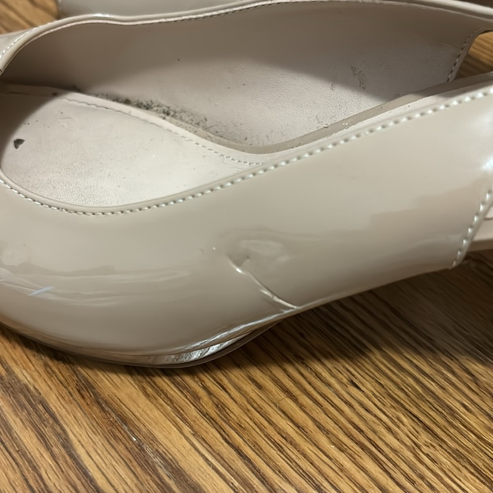 Tan heels - Picture 5 of 5